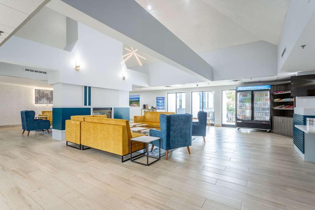 Comfort Inn & Suites Chattanooga-איסט רידג' מראה פנימי תמונה