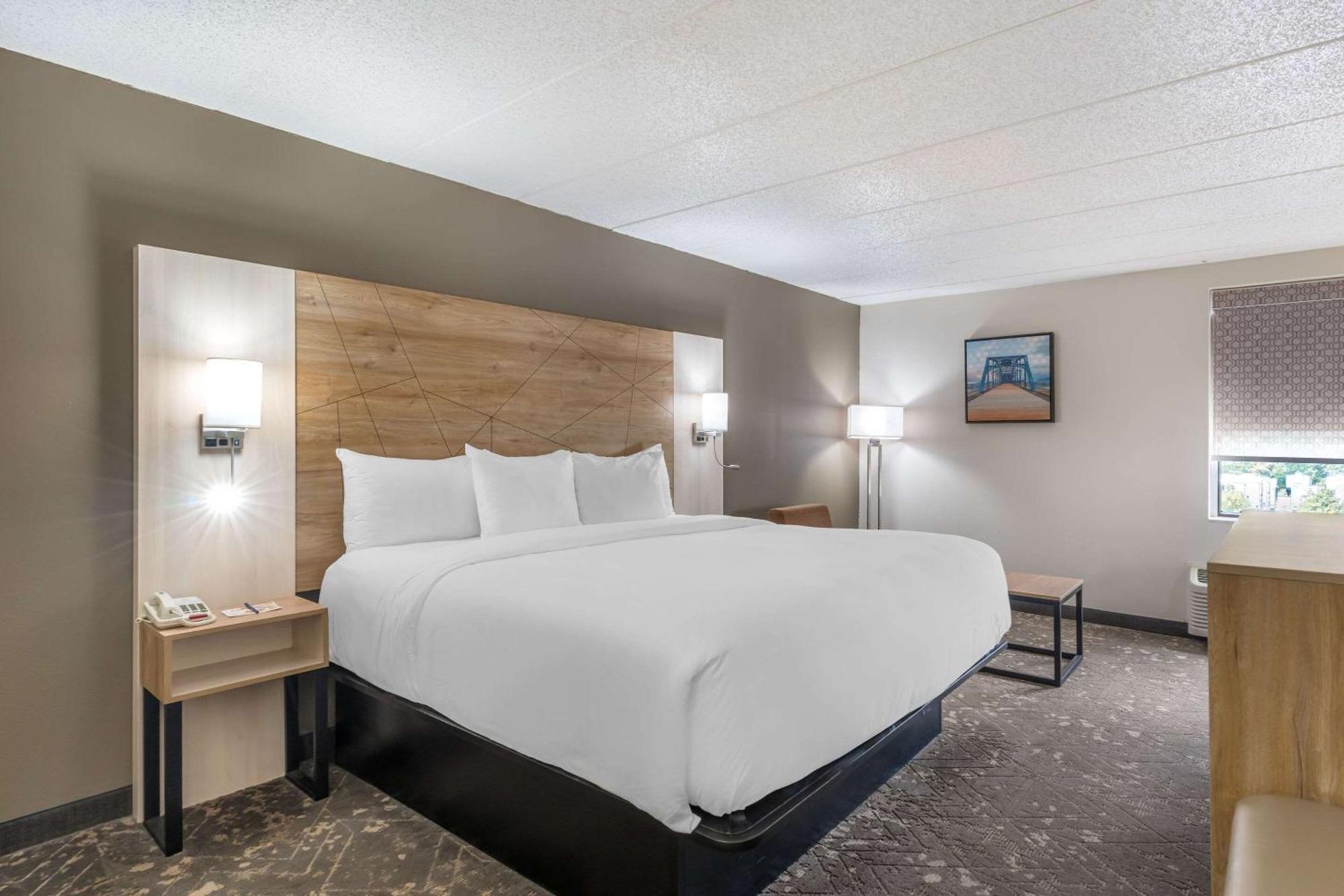Comfort Inn & Suites Chattanooga-איסט רידג' מראה חיצוני תמונה